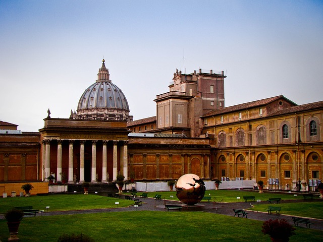 MUSEI VATICANI MUSEI VATICANI